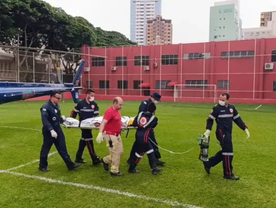 Trabalhador sofre grave acidente em oficina e é levado de helicóptero para Maringá