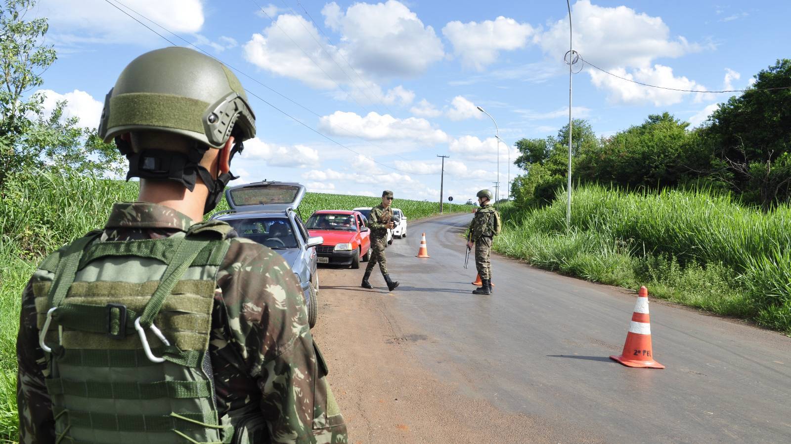 Exército mobiliza 1.458 militares após furto de pistolas em Cascavel