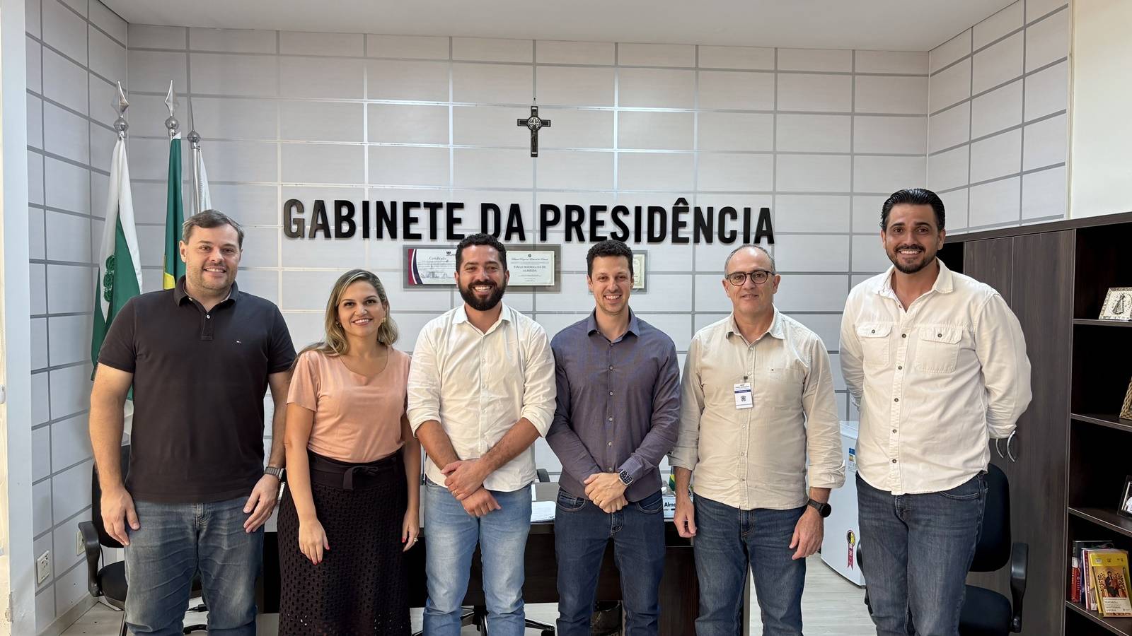 Presidente Tiago Almeida e Codesc debatem desenvolvimento de Cascavel