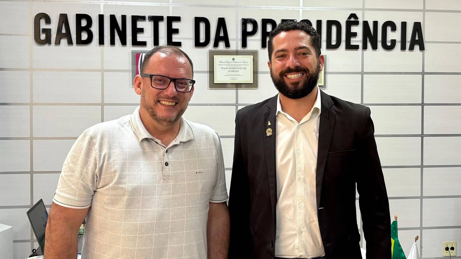 Tiago Almeida e presidente da Agência de Inteligência e Fomento falam de parceria