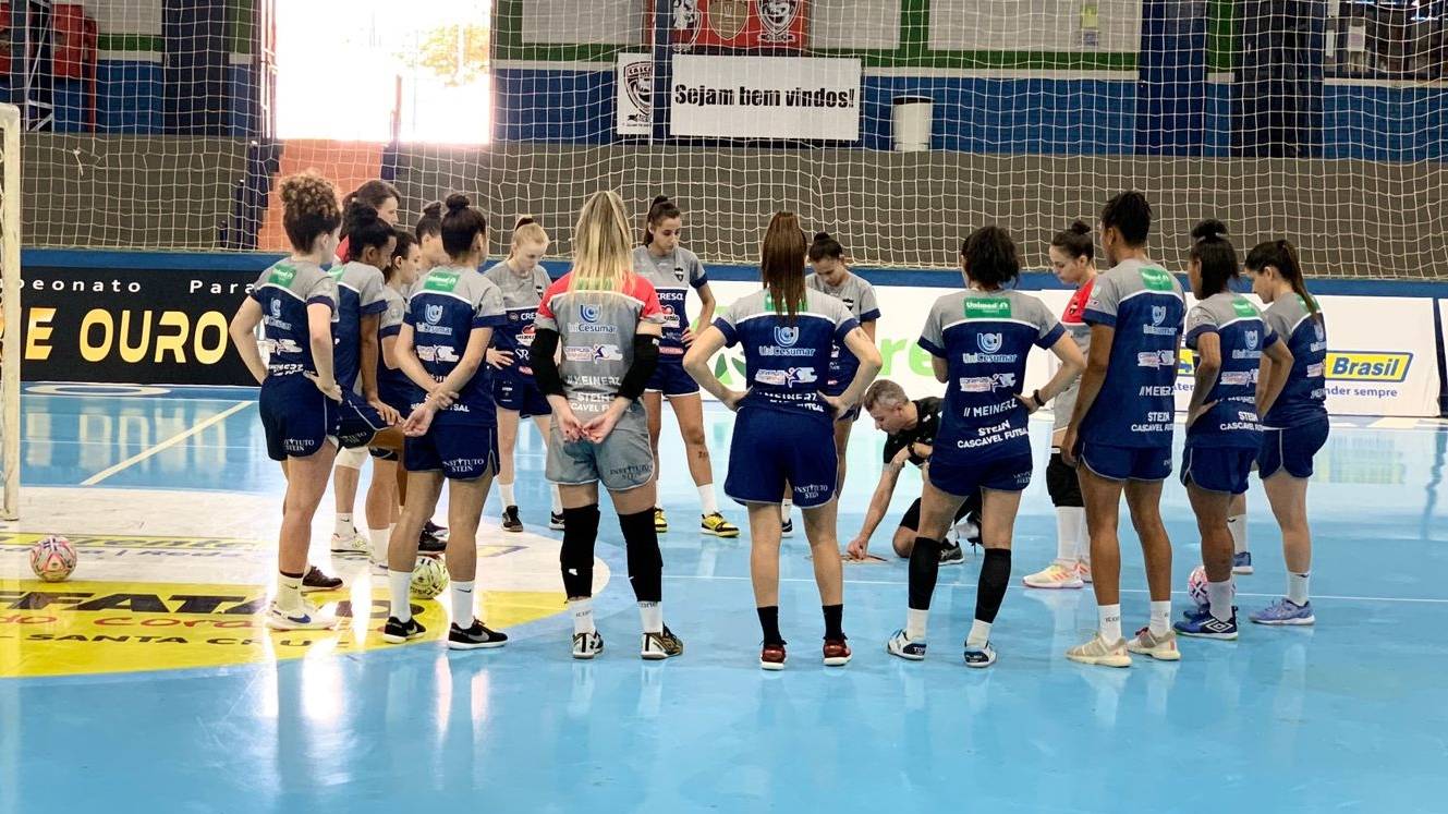 Stein Cascavel se prepara para Supercopa de Futsal Feminina em busca de vaga na Libertadores