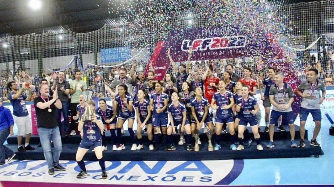 Stein Cascavel é campeão da Liga Feminina de Futsal