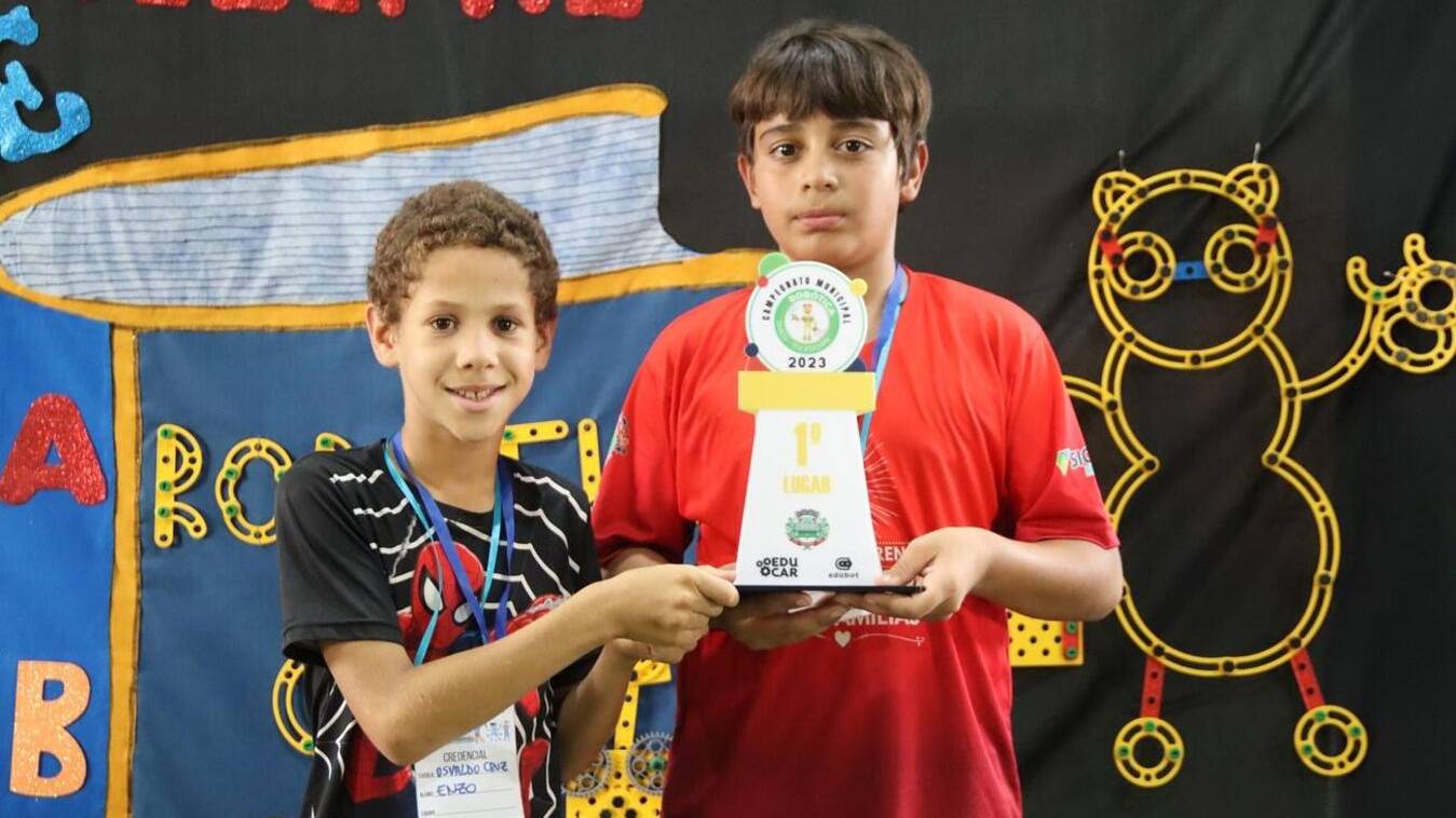 Escola Osvaldo Cruz de Toledo conquista título do 1º Campeonato Municipal de Robótica