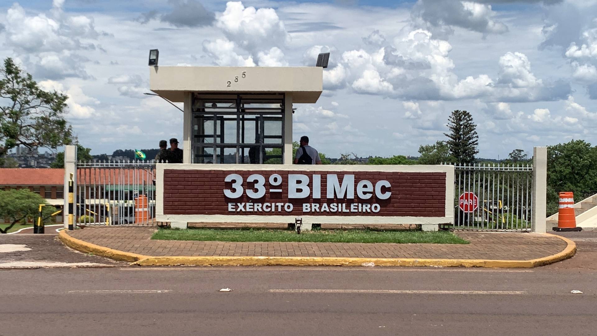 Exército recupera em Espigão Alto do Iguaçu, cinco das nove pistolas furtadas do 33° BI Mec