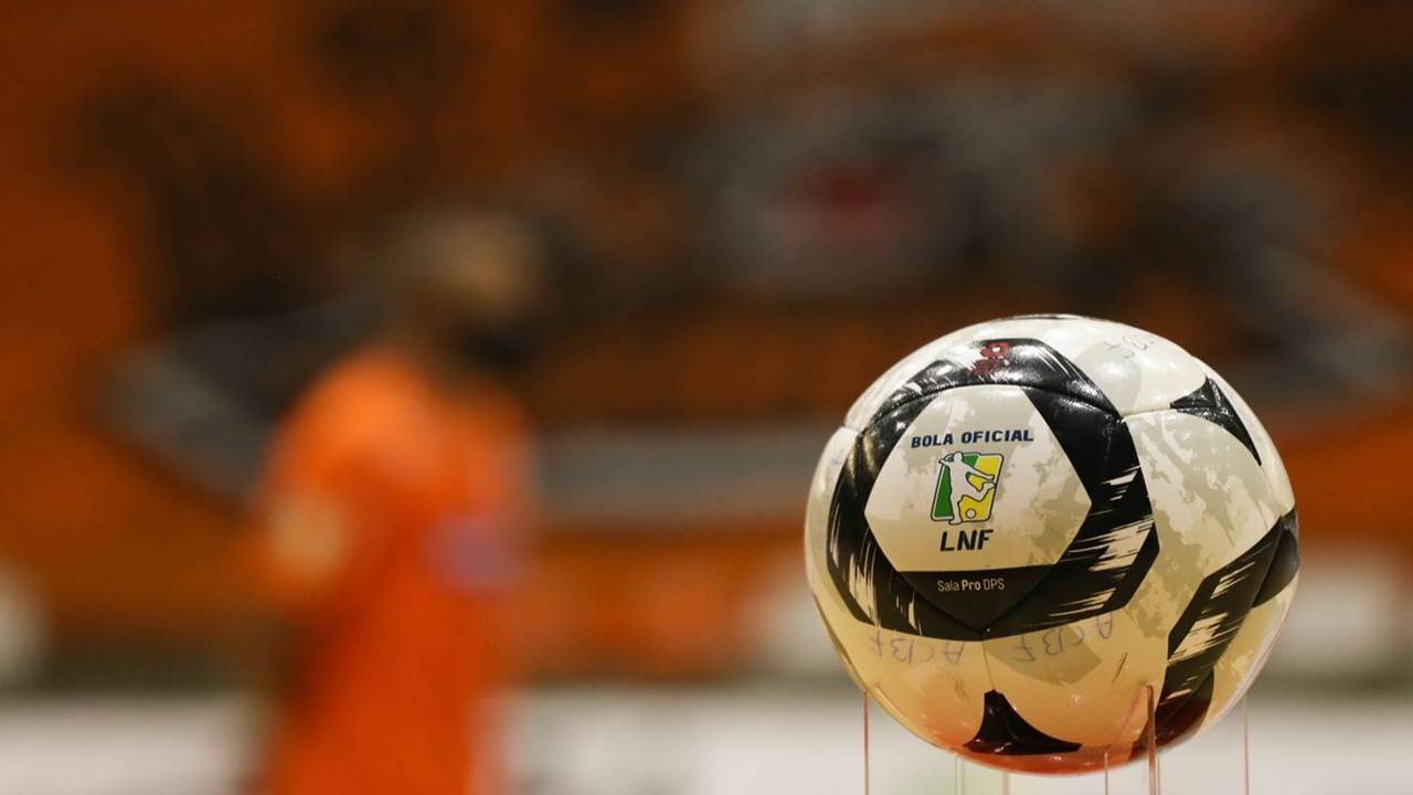 Arbitral técnico em Cascavel define os últimos detalhes do Paranaense de Futsal (Chave Prata)