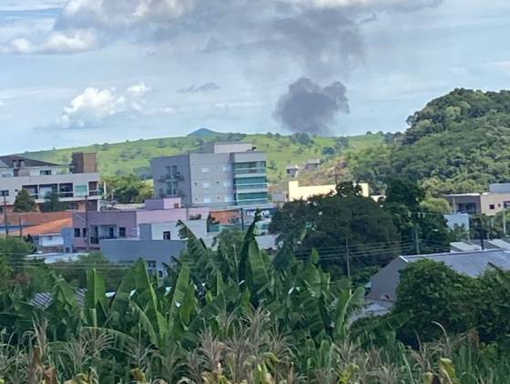 Fogo na mata em Nova Laranjeiras: Alarme de queda de helicóptero era falso