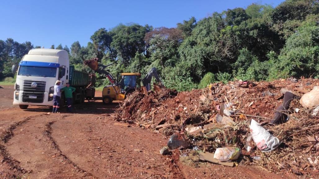 Mutirão de limpeza em Corbélia supera R$ 400 mil para destinação correta de resíduos