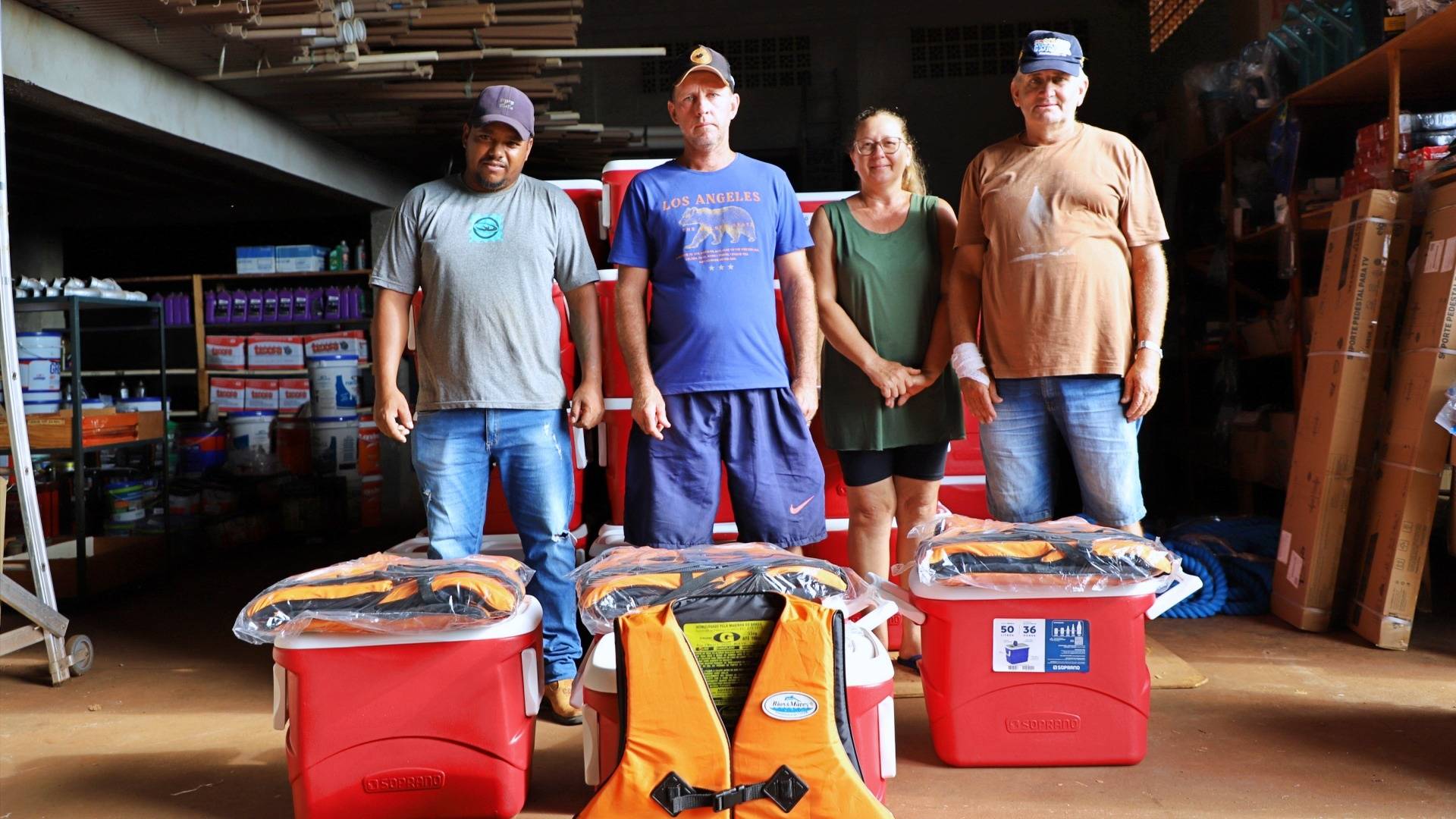 Itaipulândia reforça apoio à pesca local com entrega de kits aos pescadores