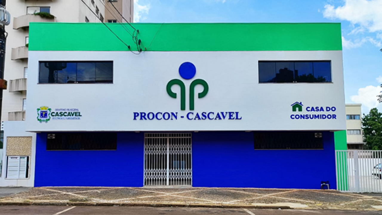 Procon-PR atende 220 mil consumidores em 2024; confira como acessar