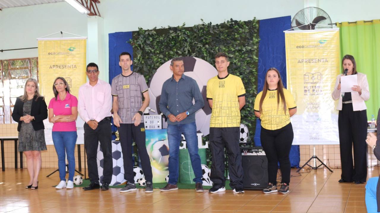 Escola Municipal Francisco Vaz de Lima inaugura projeto Futebol de Rua em Cascavel