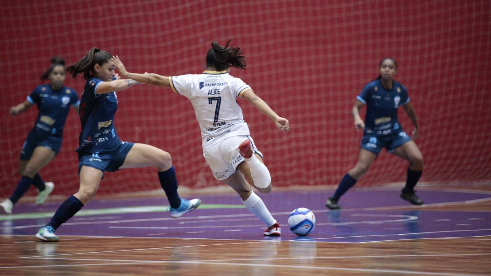 Stein Cascavel vence Londrina pelo Estadual e Se prepara para desafio na Liga Feminina de Futsal