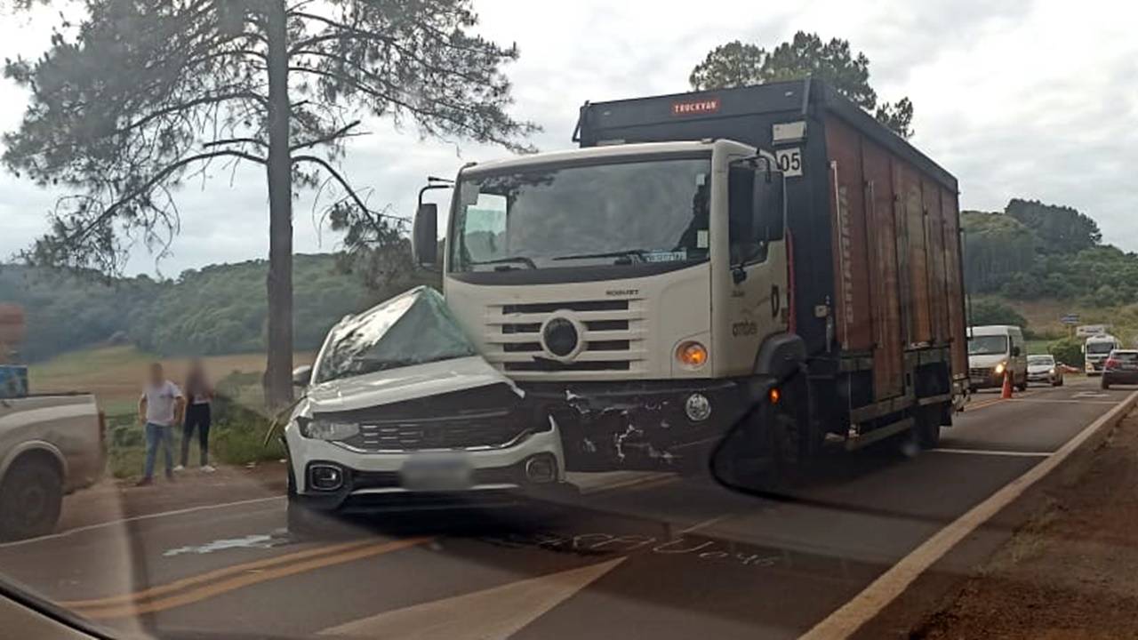 Casal morre após violenta colisão na PR 180 em Francisco Beltrão