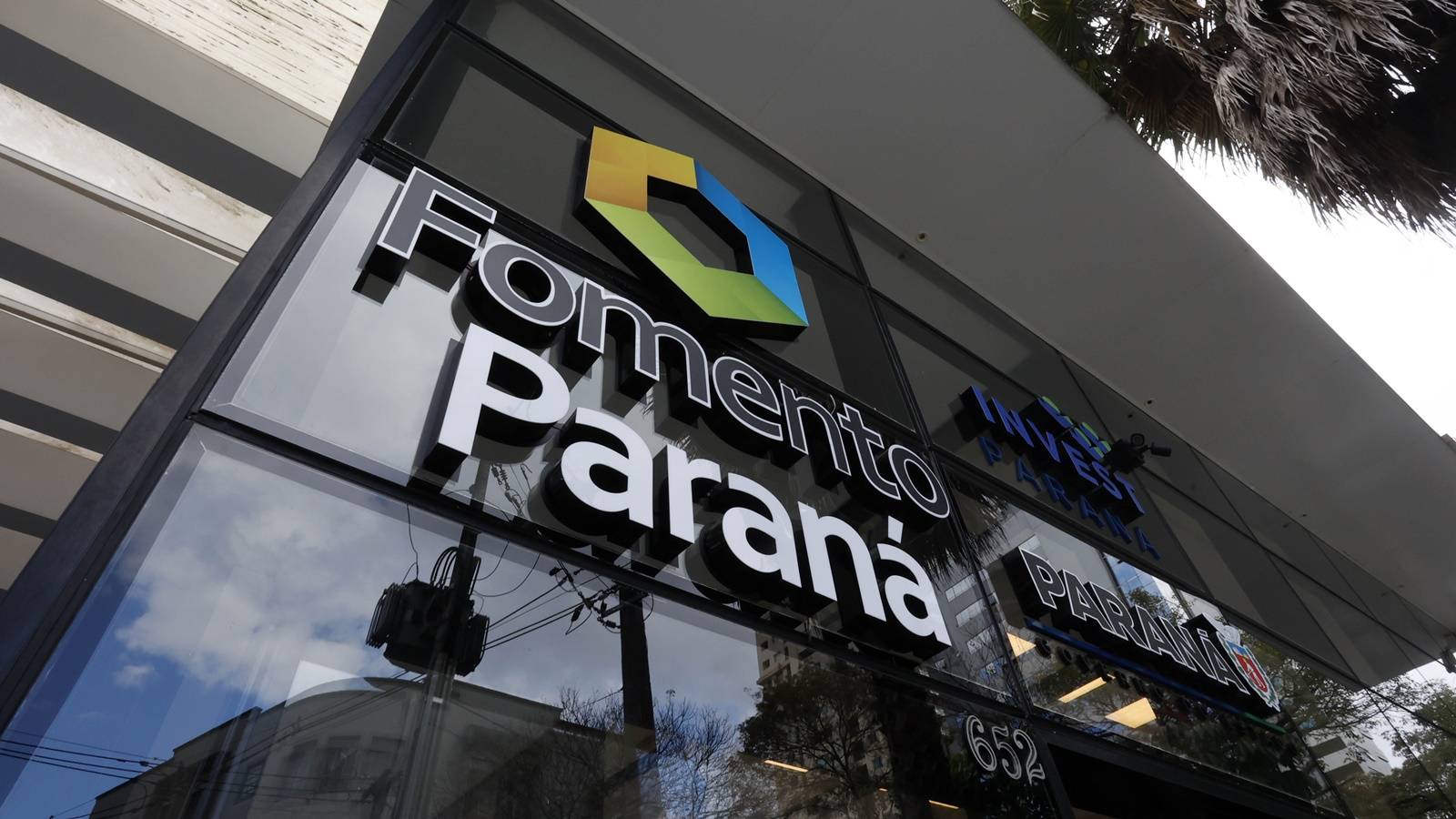 Campanha da Fomento Paraná concede descontos que podem chegar até 80% do débito