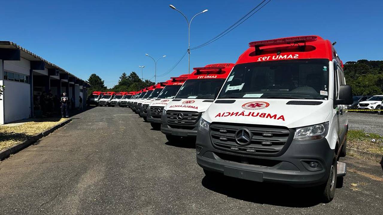 Paraná recebe 15 ambulâncias do Ministério da Saúde para serviço de urgência e emergência