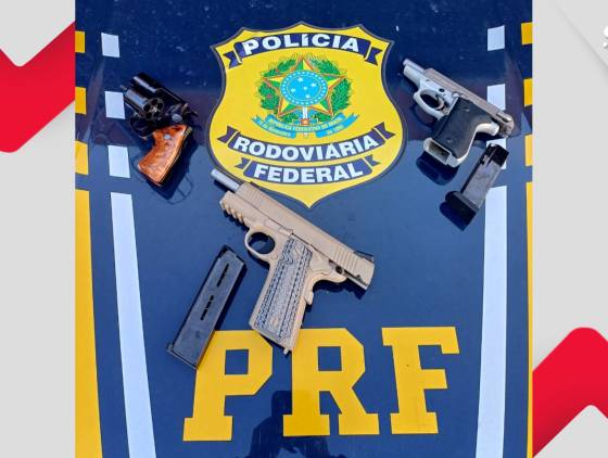 PRF apreende armas de calibre restrito durante fiscalização na Rodovia Presidente Dutra