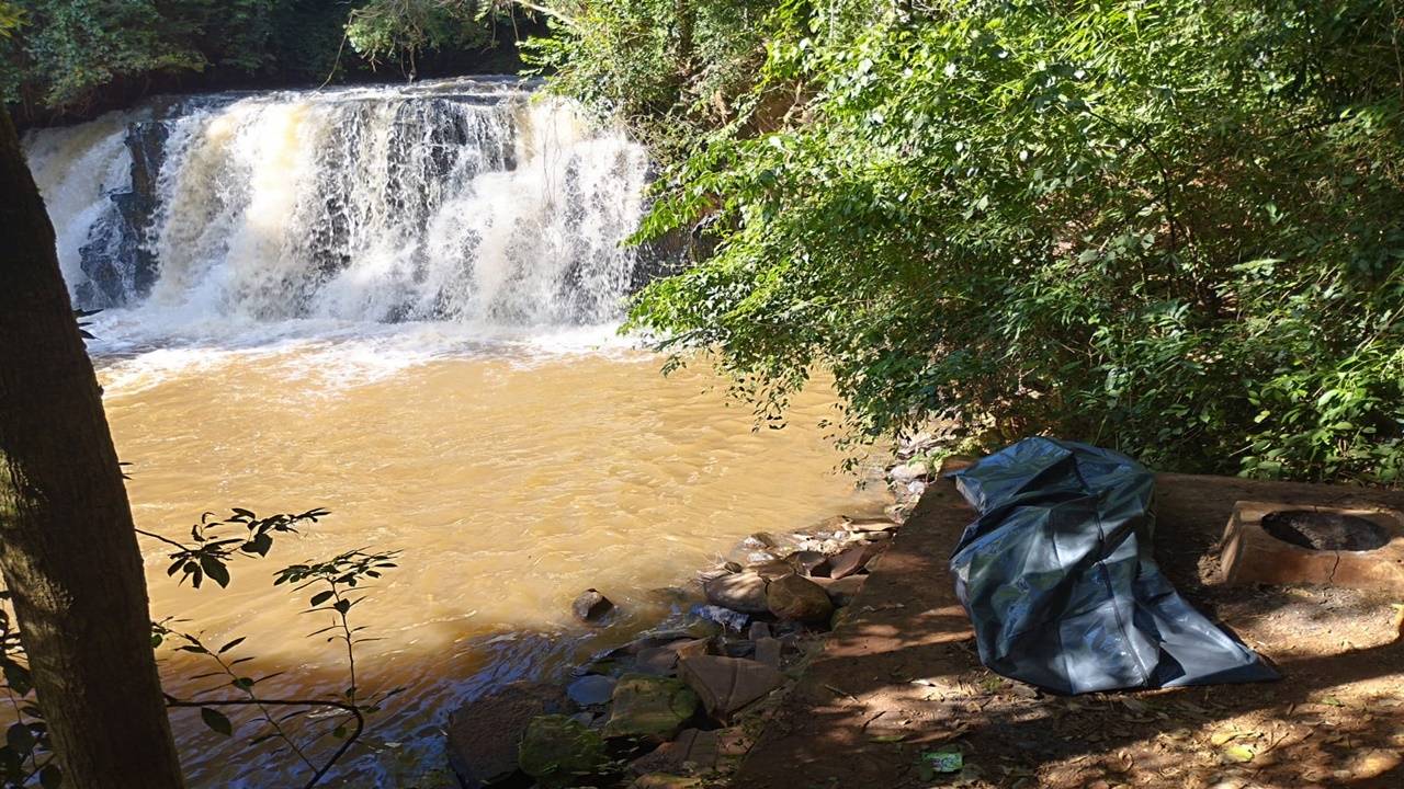 Jovem de 20 anos morre após mergulhar nas águas da Cachoeira Três Quedas em Toledo