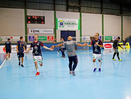 Em semana de estreia na Liga Nacional, Cascavel Futsal segue em ritmo forte de treinamento