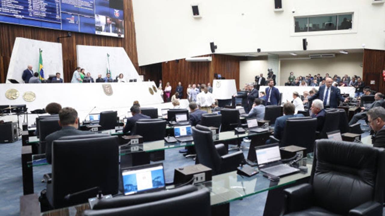 Assembleia Legislativa do Paraná assegura apoio e direitos aos portadores de fibromialgia