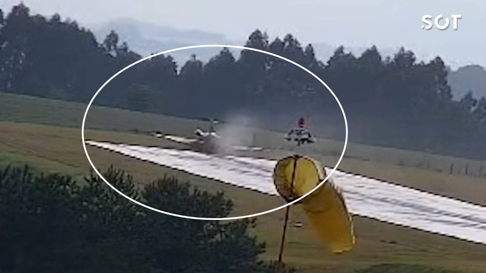 Aeronave sai da pista após pouso no aeroporto de Erechim; Veja o video