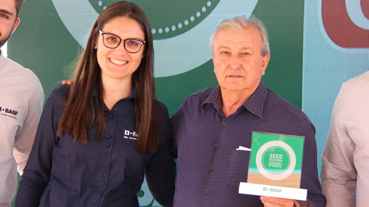 Coopavel recebe pelo 4º ano Selo Seed Solutions da Basf