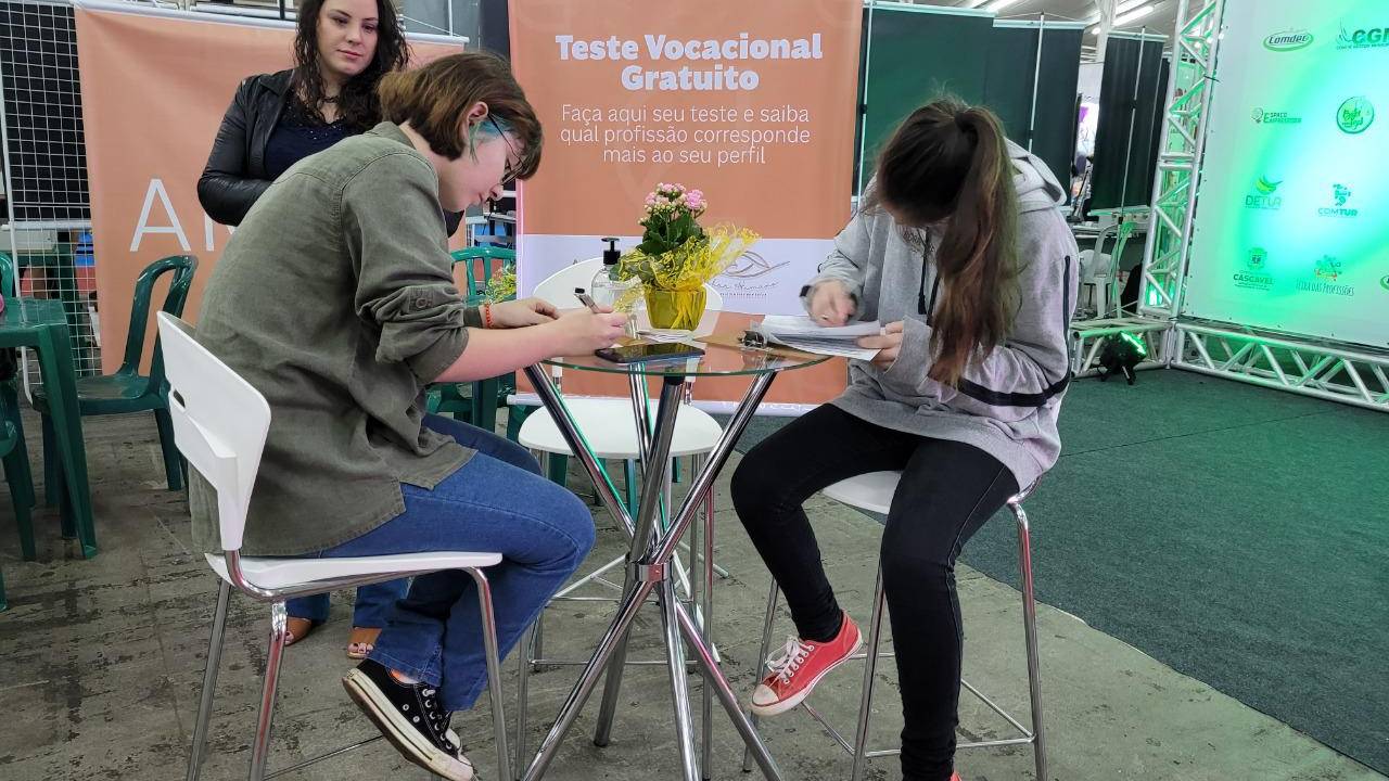 Feira das Profissões: 200 testes vocacionais gratuitos são realizados