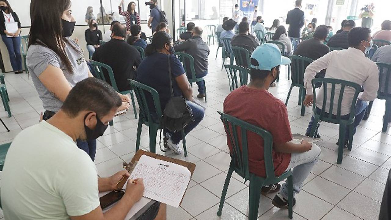 Inclusão marca Dia D na Agência do Trabalhador em Cascavel