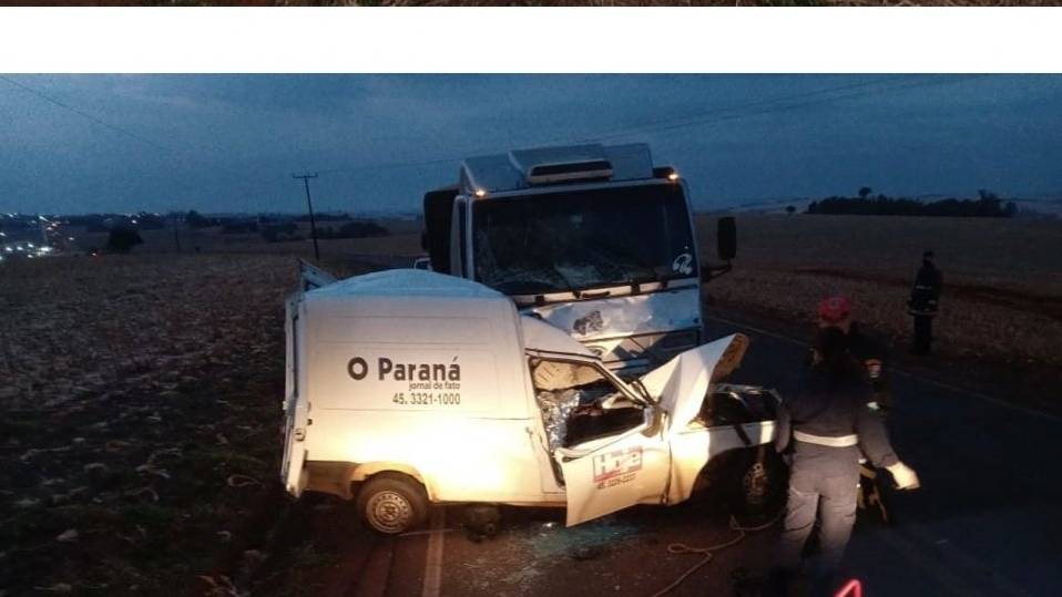 Funcionário do Jornal O Paraná morre após colisão frontal próximo a Nova Aurora