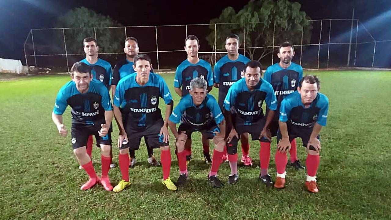 Tornovel goleia Ju Construtora na abertura da Copa Asepar de Futebol Veteranos 40