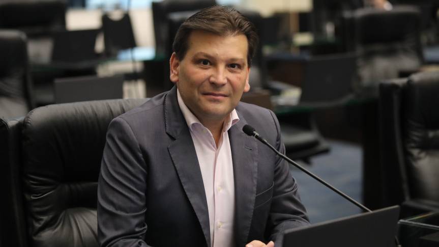 Apresentador popular na TV, Paulo Gomes quer representar o consumidor na Assembleia Legislativa