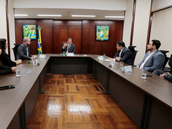 Aumento da produtividade do solo do Brasil é debatido em reunião com o ministro Fávaro e Febrageo