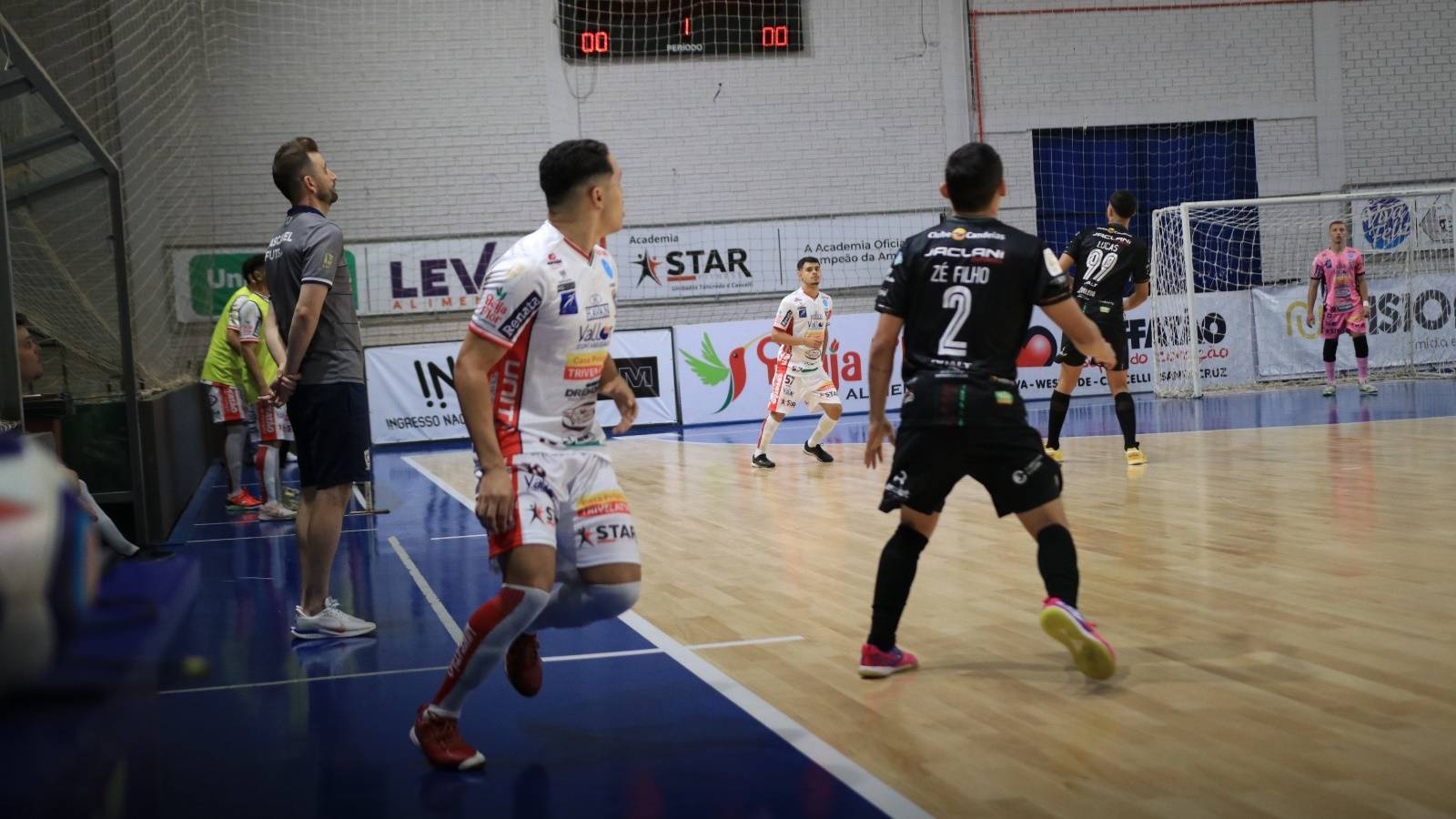 Cascavel Futsal é derrotado pelo Esporte Futuro no Paranaense Sub-20