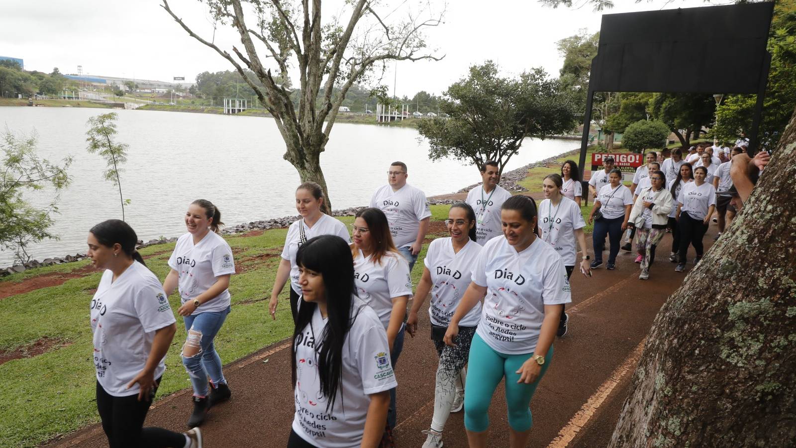 7ª Caminhada Cascavel Contra Dengue foca na conscientização sobre o combate ao mosquito