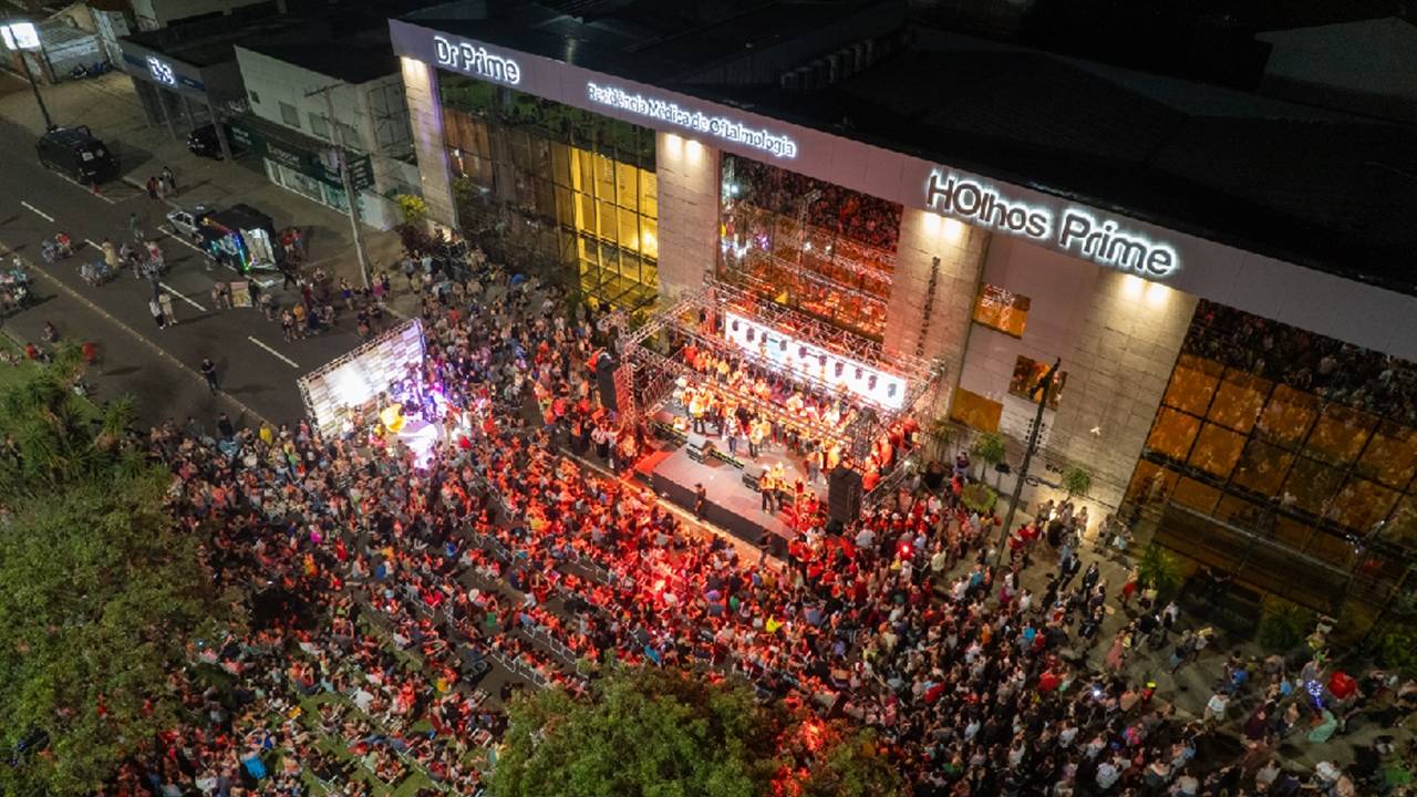 Cantata de Natal com direito a chegada do Papai Noel promete encantar toda a família nesta sexta