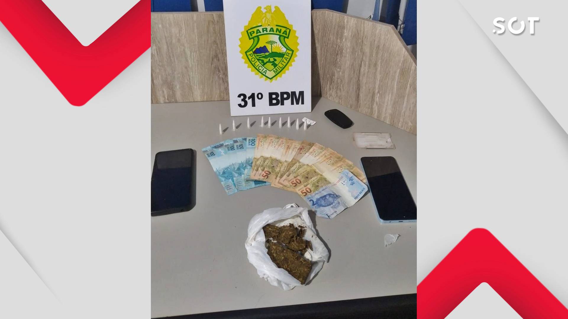 Homem perde o controle de BMW e colide contra árvore em Cafelândia; No carro havia maconha e cocaína