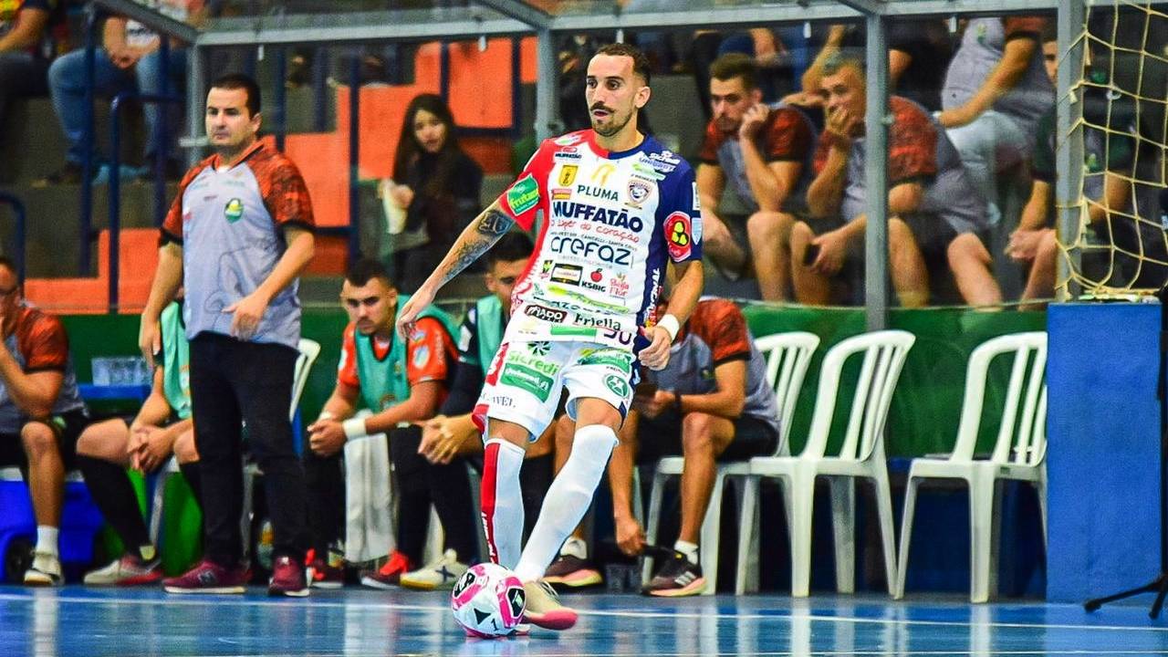 Com casa cheia, Cascavel Futsal estreia com vitória na Liga Nacional