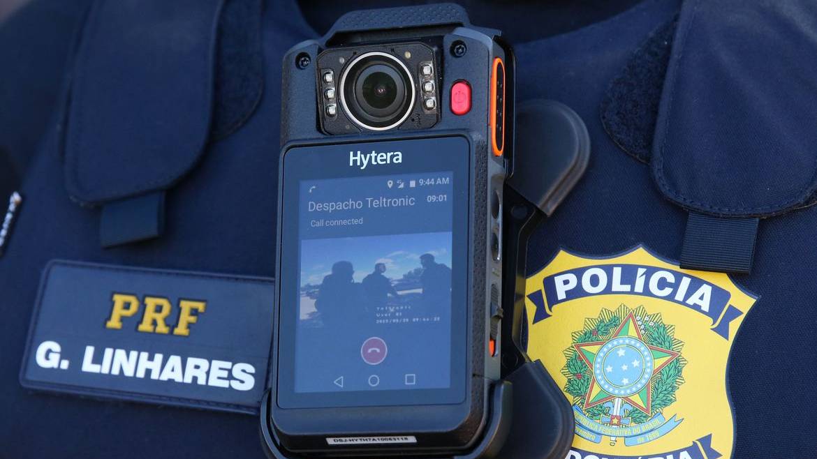 Policiais rodoviários federais usarão câmeras a partir de 2024