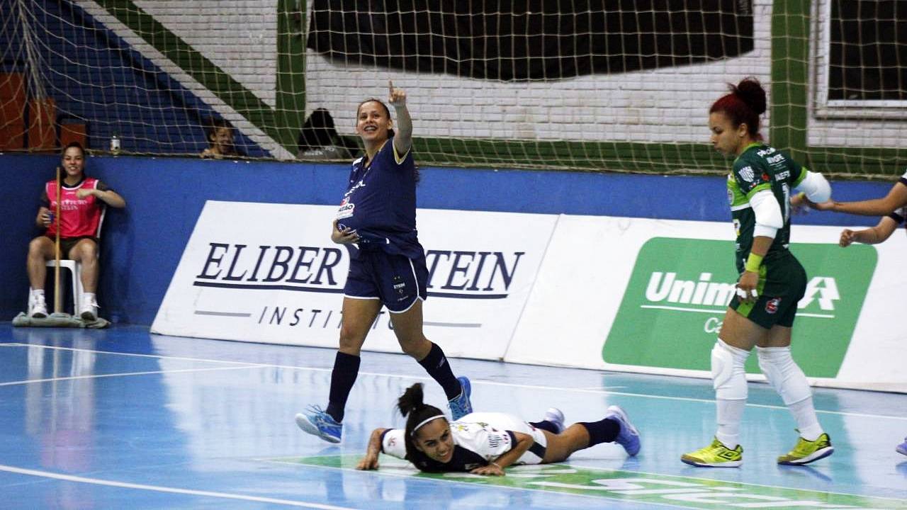 Stein Cascavel Futsal vence o Cianorte e está na final do Paranaense