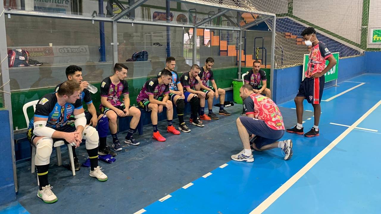 Com integração entre parte física e tática, Cascavel Futsal faz jogadores suarem na pré-temporada