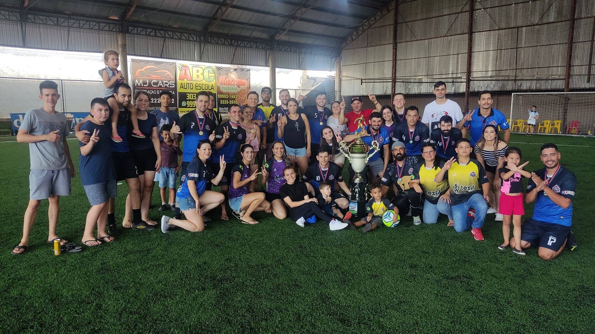 2 Toks é campeã da Copa Maestro Esportes no Campo Sintético Cia da Música em Cascavel