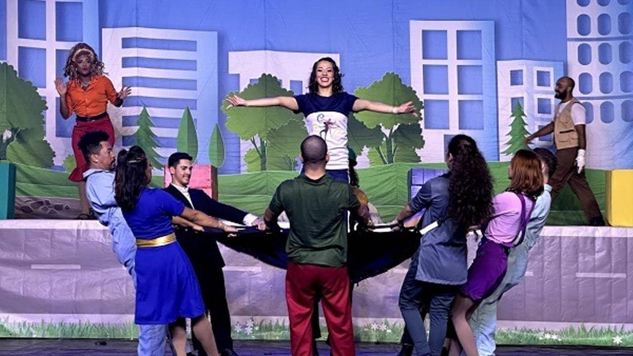 Teatro Municipal será palco de espetáculo gratuito que alia romance com consciência ambiental