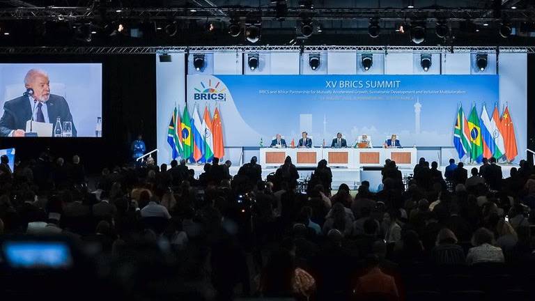 Em declaração conjunta, líderes do BRICS anunciam a entrada de seis novos países