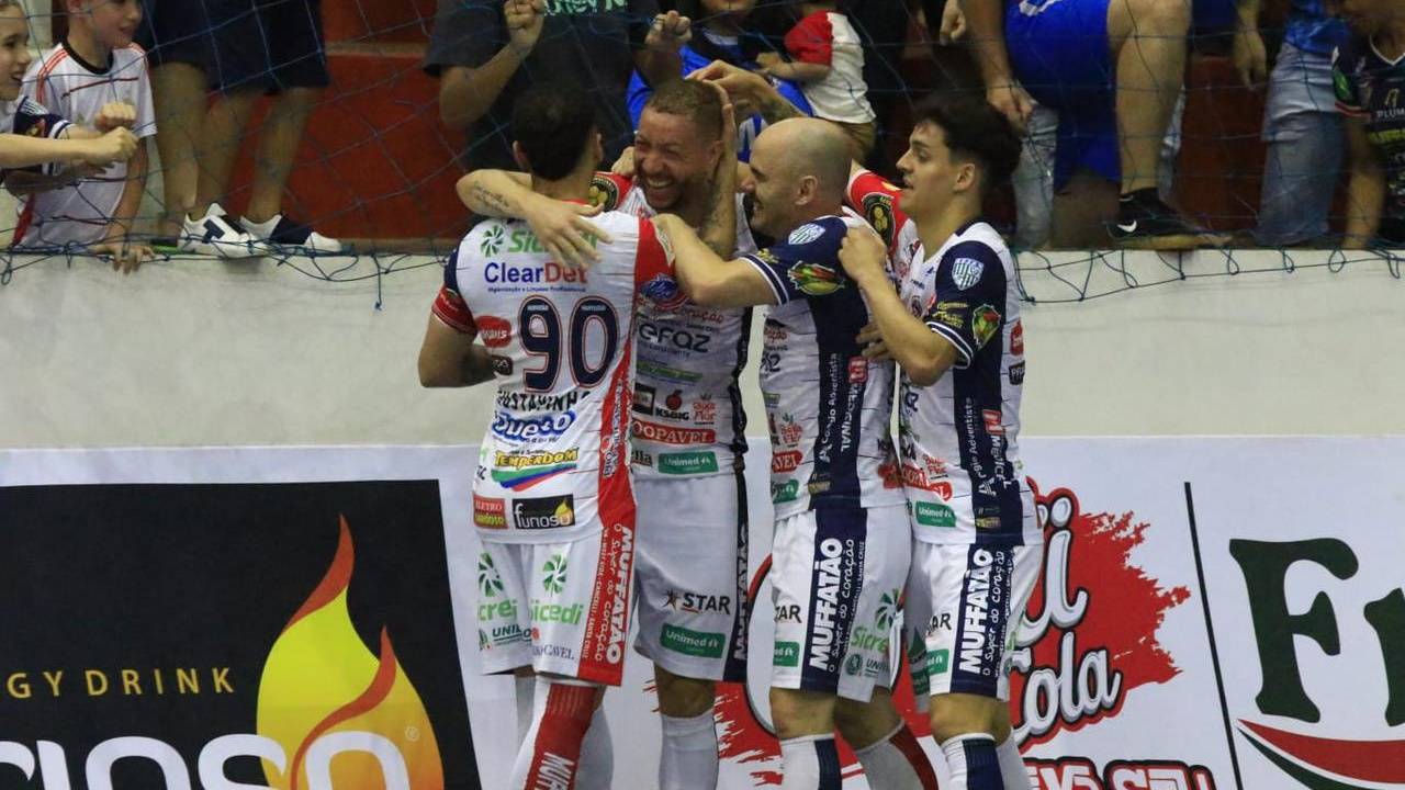 Cascavel Futsal vence o Foz Cataratas no primeiro jogo das quartas de final do Campeonato Paranaense