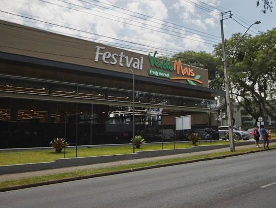 Lojas Verde Mais são reinauguradas com a bandeira Festval