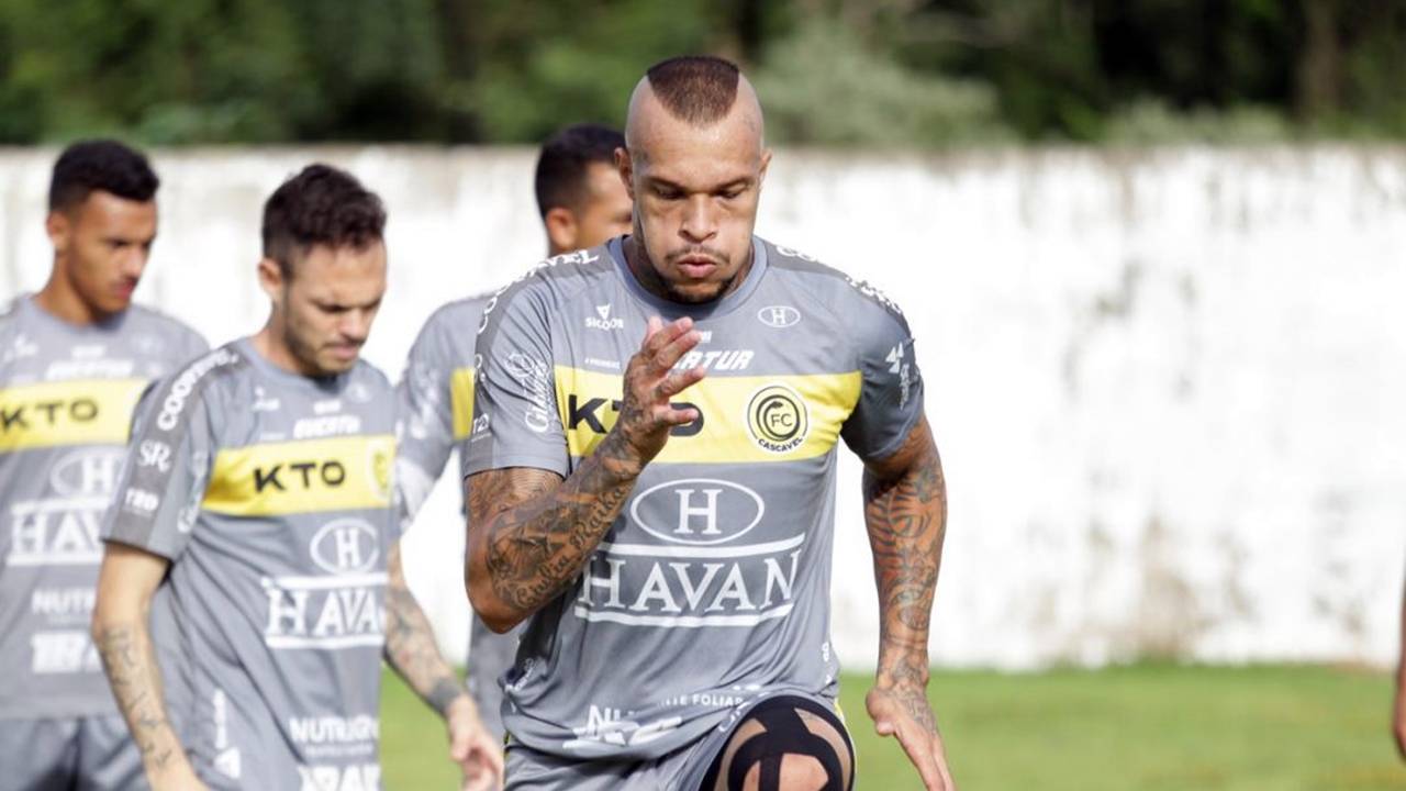 FC Cascavel enfrentará o Athletico no Estádio Olímpico Regional