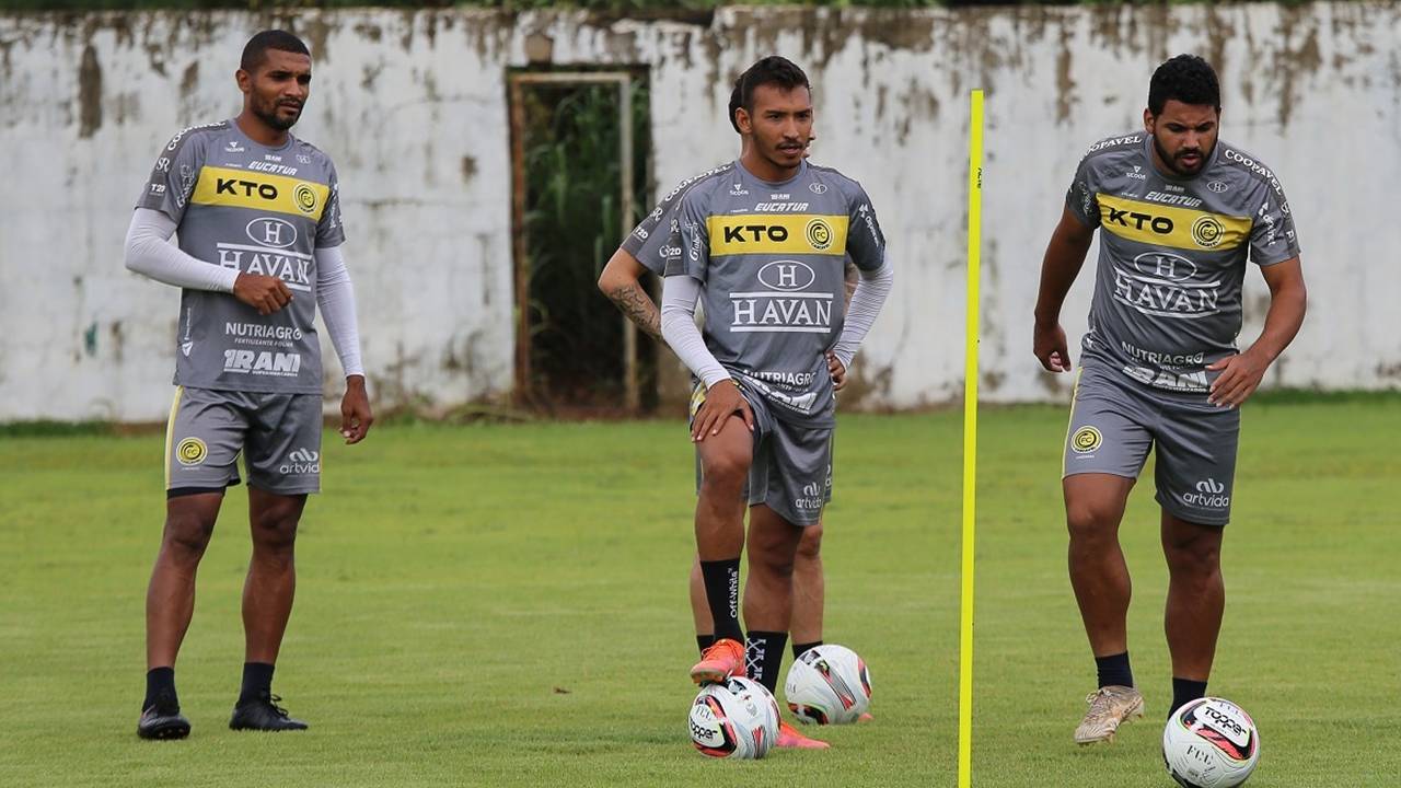 Em seu primeiro jogo fora de casa, FC Cascavel defende a liderança contra o Cianorte