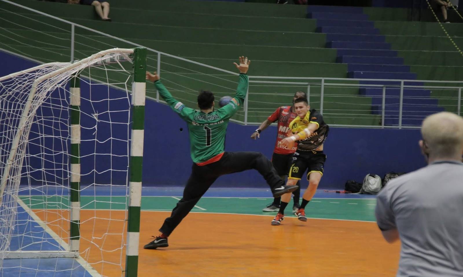 Handebol: Destaque em 2019, ponta relata período de quarentena