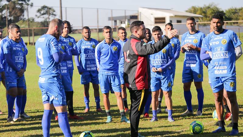 FC Cascavel viaja na quinta-feira para encarar o São Luiz-RS em jogo decisivo