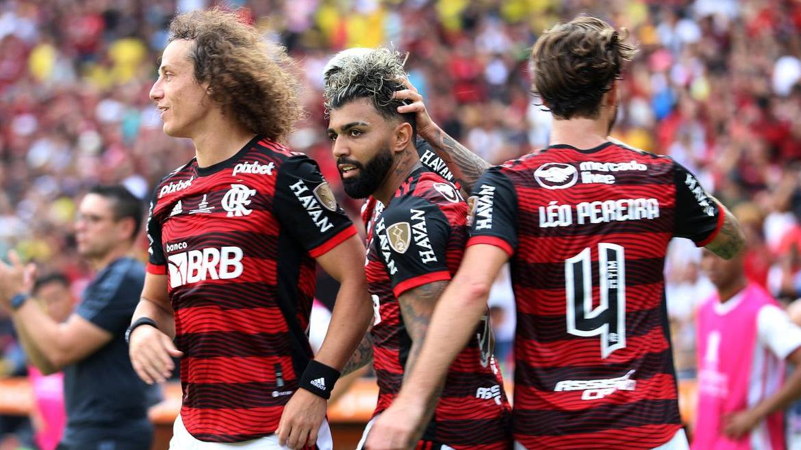 Gabigol decide e Flamengo conquista o tricampeonato da Libertadores