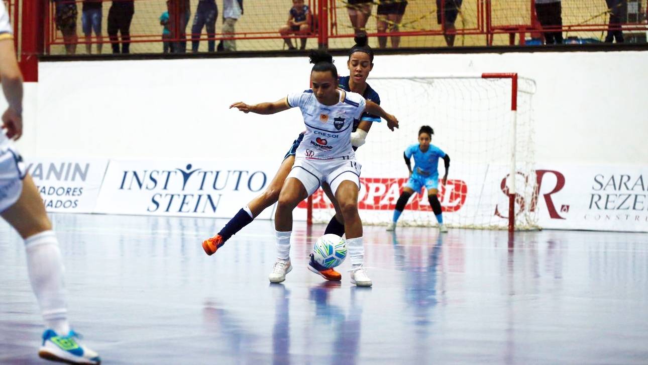 Stein Cascavel avança à final da Liga Feminina de Futsal com vitória sobre o Londrina