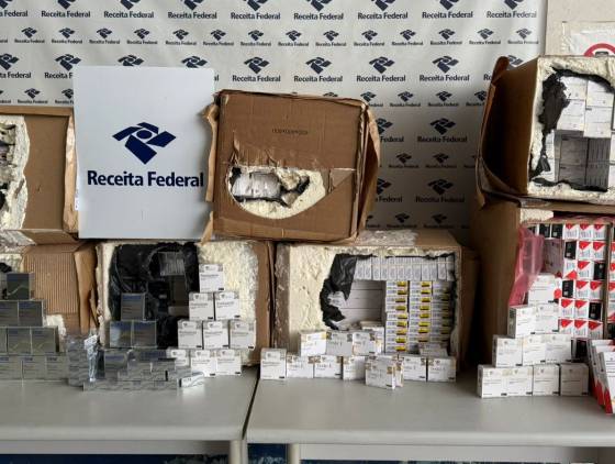 Receita Federal apreende R$ 620 mil em cigarros eletrônicos e medicamentos em Cascavel